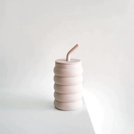 Strawberry Cardamom The Tall Bubble Silicone Cup with Straw and Lid